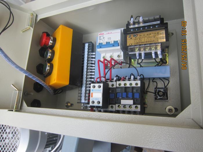 濟工升降機專用配電箱